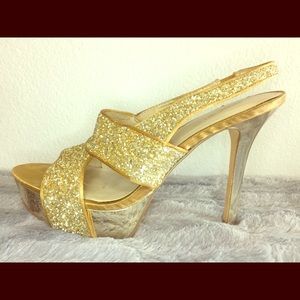 ❌DONATED❌Nine West gold glitter open platform heel